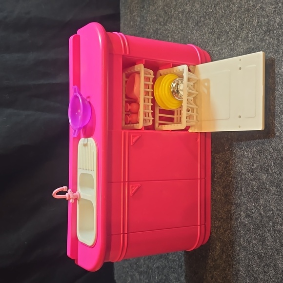 Barbie Other - Barbie - Sink and diswasher island
